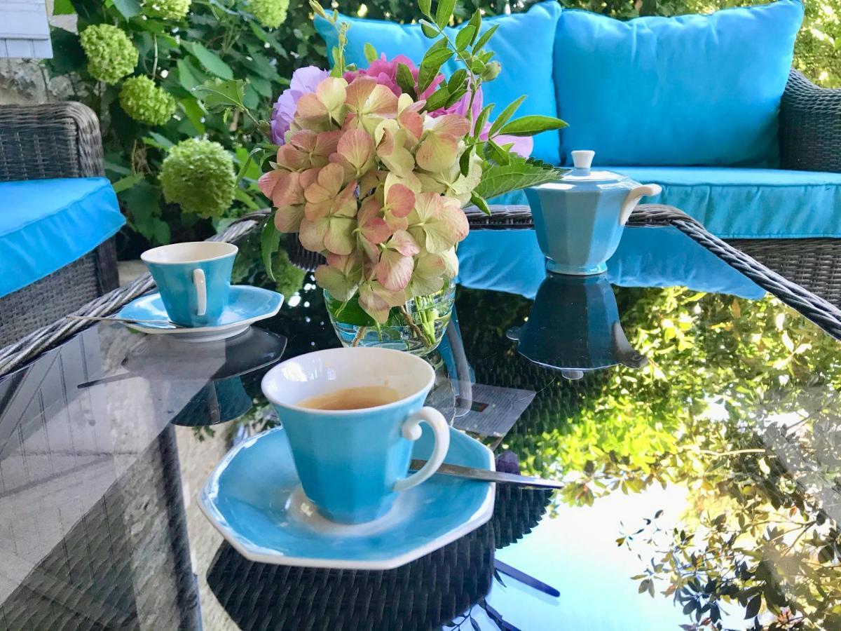 Le Relais Des Anges Bed & Breakfast Mercues Exterior photo
