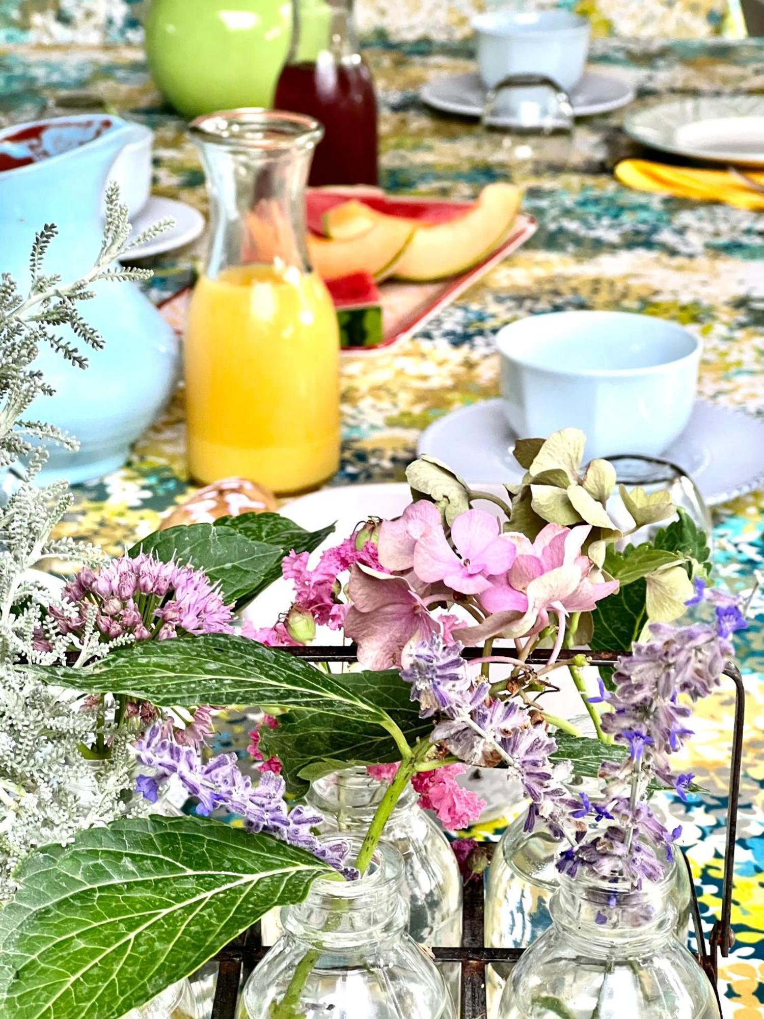 Le Relais Des Anges Bed & Breakfast Mercues Exterior photo