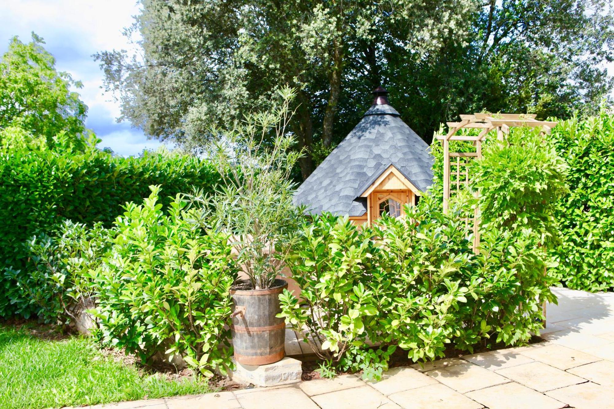 Le Relais Des Anges Bed & Breakfast Mercues Exterior photo